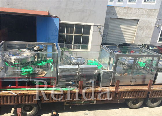 Glass Bottle PET Bottle Water Carbonated Drink Filling Machine 3.57KW 380V 2000-3000BPH